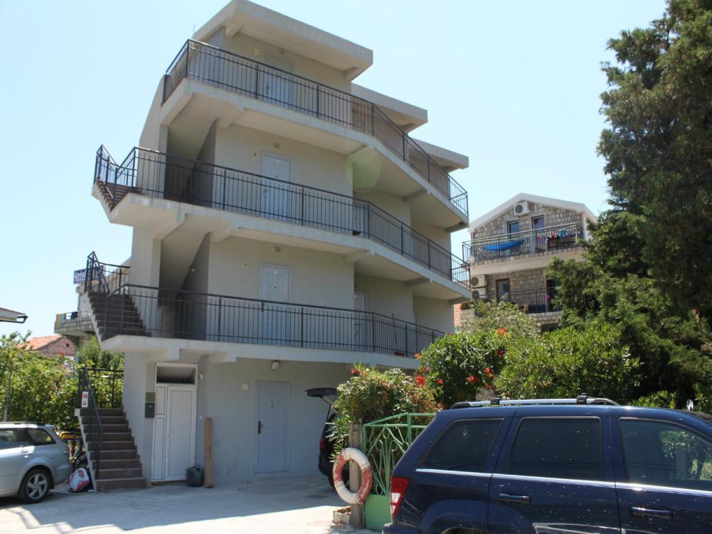 Apartments Galija Petrovazzo Esterno foto